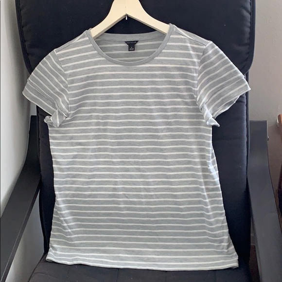 Ann Taylor brand fluffy sleeve t-shirt - Picture 1 of 2